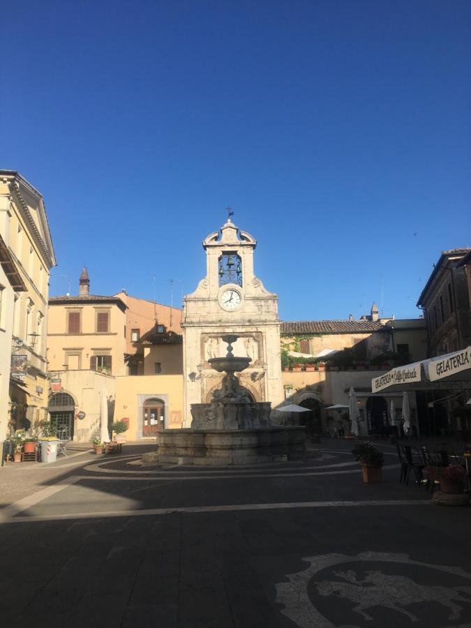 A Palazzo Fortebracci B&B Sutri Extérieur photo